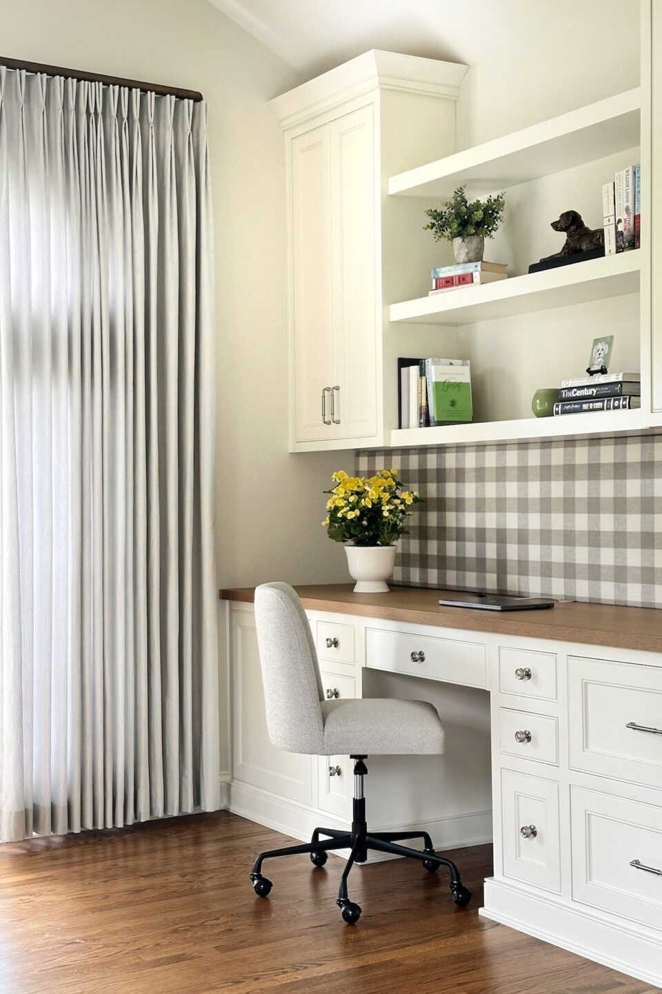 Built In Desk Home Office Design