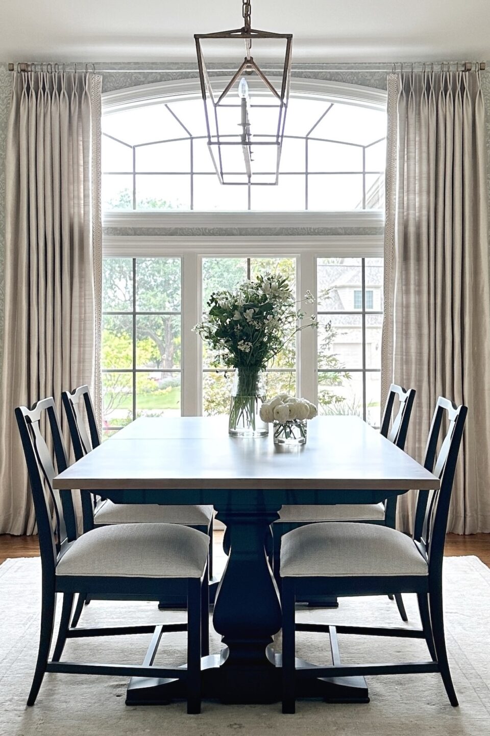 Dining Room Table Il Colleen Mcnally Interiors