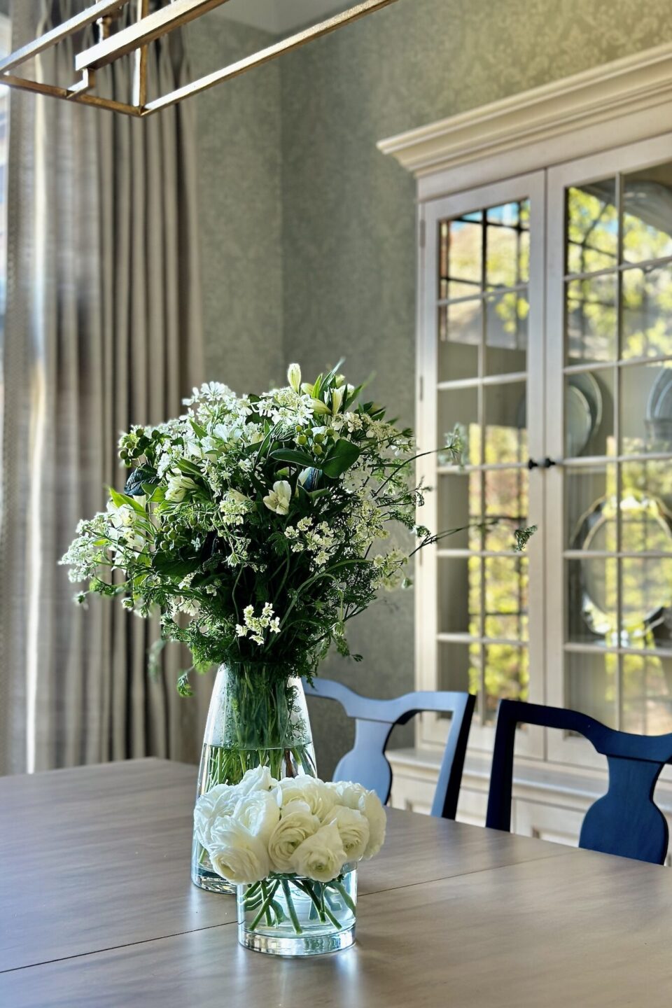 Dining Table Detail Vase White Roses